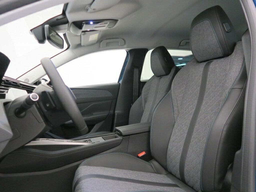 Peugeot 408 ALLURE 1.6 PLUG-IN HYBRID 180 CV E-EAT8 5P 17