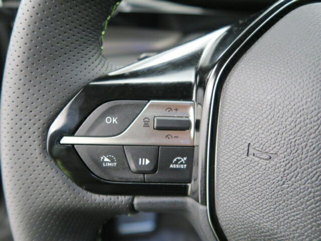 Peugeot 408 GT 1.6 HYBRID AUTO 224 CV 5P 9