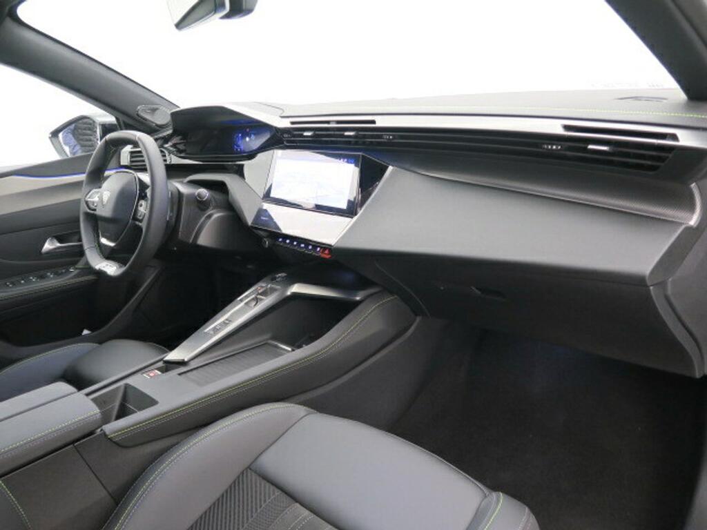 Peugeot 408 GT 1.6 HYBRID AUTO 224 CV 5P 17