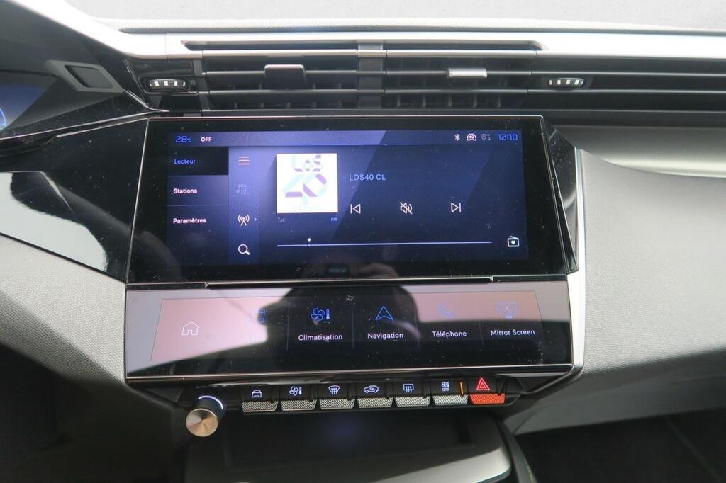 Peugeot 408 GT PLUG-IN HYBRID 180 E-EAT8 12