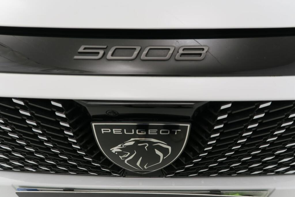 Peugeot 5008 1.2 MHEV HYBRID 107KW GT EDCS6 145 5P 7 PLAZAS 19
