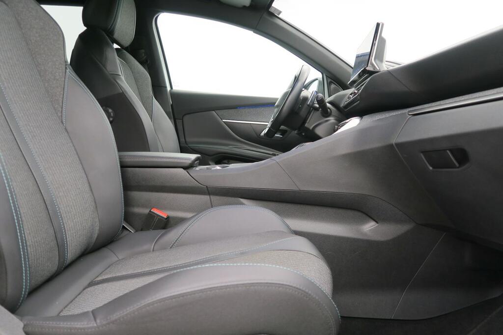 Peugeot 5008 ALLURE PACK 1.2 PURETECH 130 CV AUTO 5P 7 PLAZAS 18
