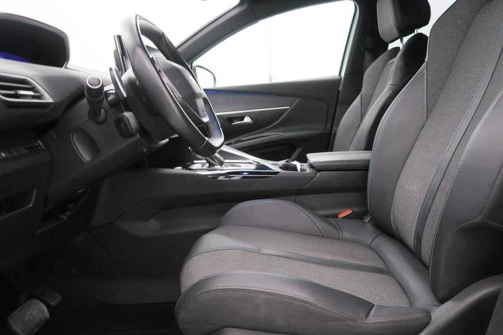 Peugeot 5008 ALLURE PACK 1.2 PURETECH 130 CV AUTO 5P 7 PLAZAS 19