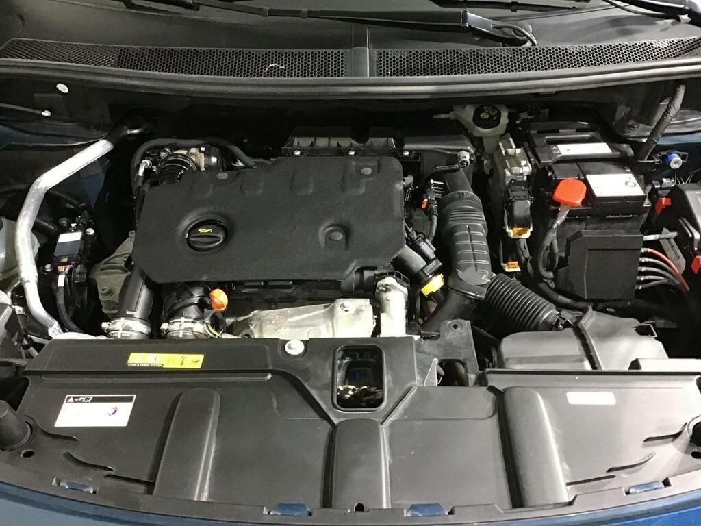 Peugeot 5008 ALLURE PACK 1.5 BLUEHDI 130 CV S&S AUTO 5P 7 PLAZAS 19