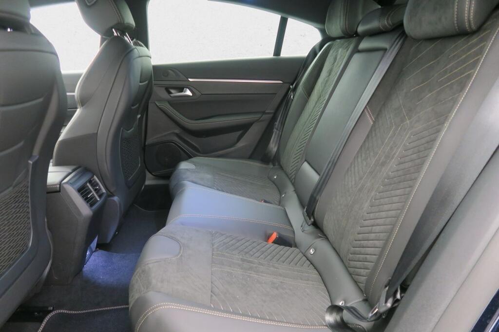 Peugeot 508 5P GTP HY180eAT8 16