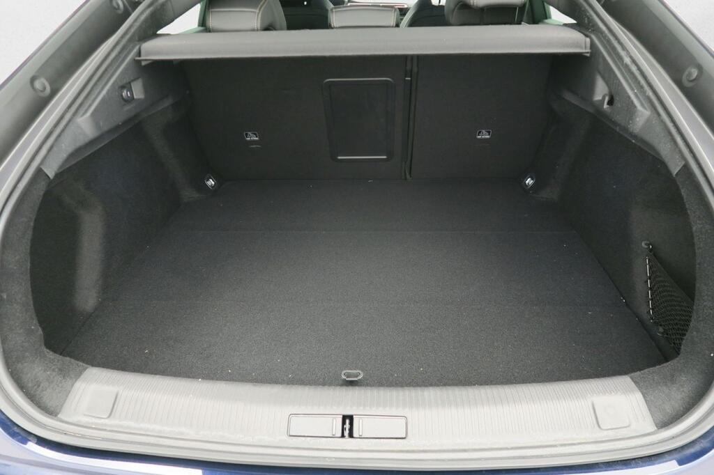 Peugeot 508 GT PLUG-IN HYBRID 180CV E-EAT8 5P 16