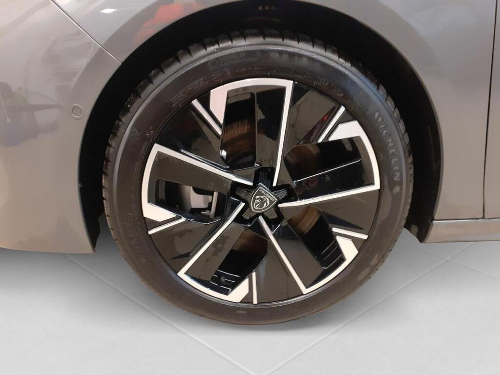 Peugeot 508 SW GT 1.6 PLUG-IN HYBRID 225 CV EAT8 19