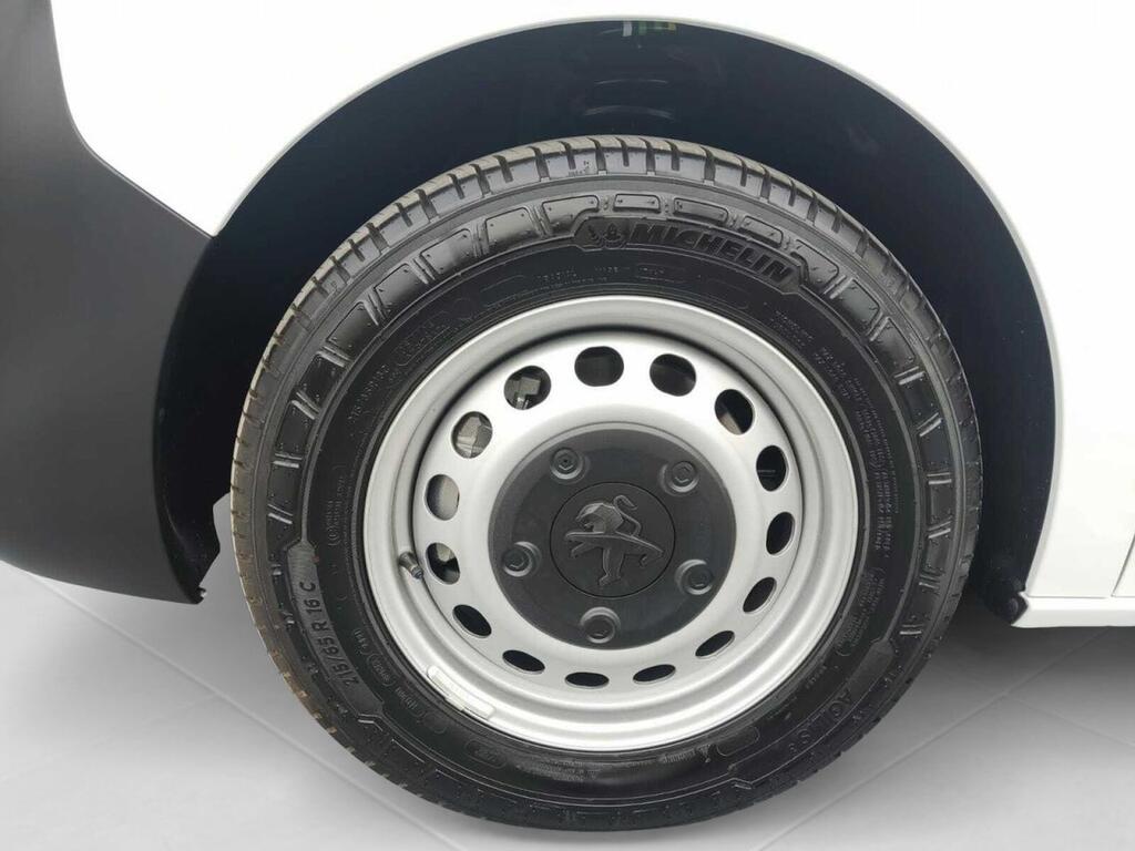 Peugeot Expert -E FG PRO L2 50 KWH 136 CV A/T 4P 23
