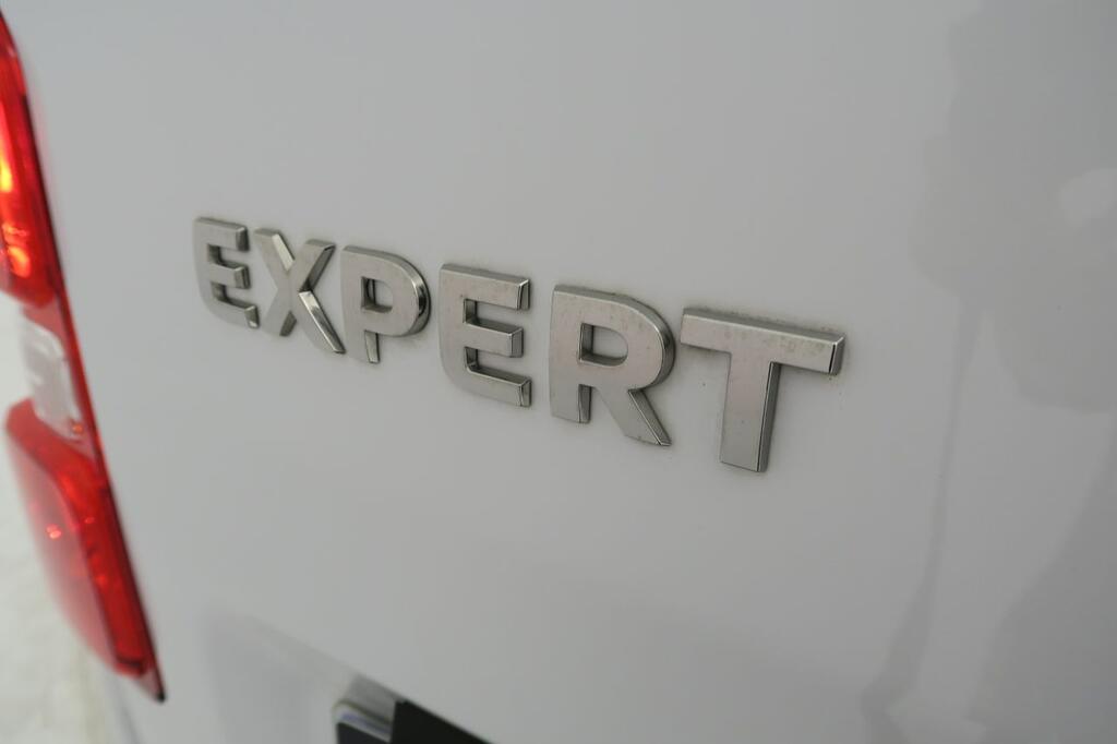 Peugeot Expert DOBLE CABINA REPLEGABLE 1.5 BLUEHDI 120CV S&S 6V. 4P 22