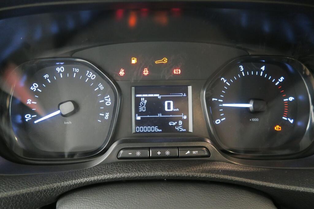 Peugeot Expert DOBLE CABINA REPLEGABLE 1.5 BLUEHDI 120CV S&S 6V. 4P 12