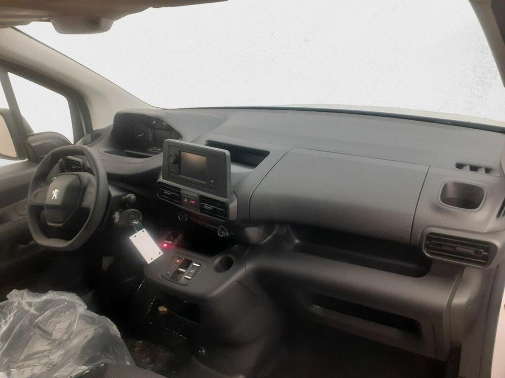 Peugeot Partner E-PARTNER STANDARD 800KG ELECTRICO BEV 100 KW 136CV 4P 6