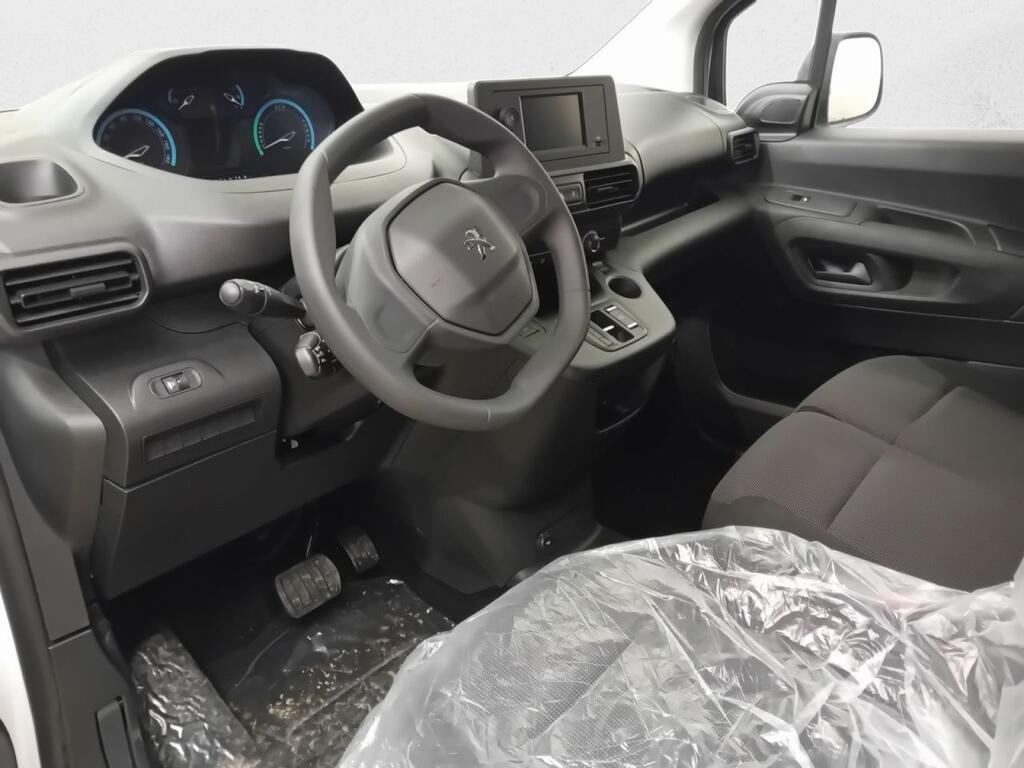 Peugeot Partner E-PARTNER STANDARD 800KG ELECTRICO BEV 100 KW 136CV 4P 5