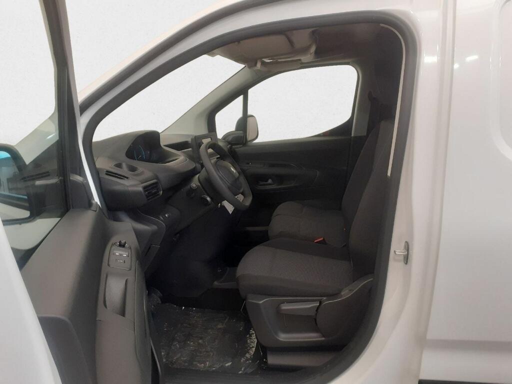 Peugeot Partner E-PARTNER STANDARD 800KG ELECTRICO BEV 100 KW 136CV 4P 10