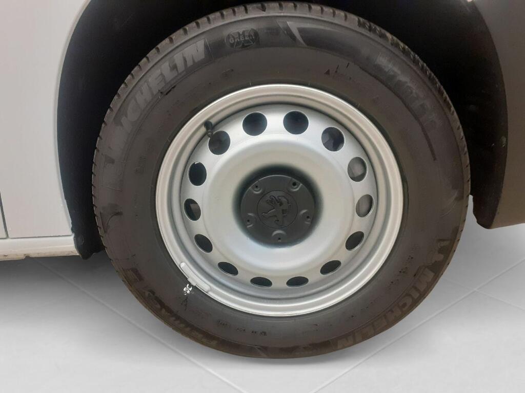 Peugeot Partner E-PARTNER STANDARD 800KG ELECTRICO BEV 100 KW 136CV 4P 18