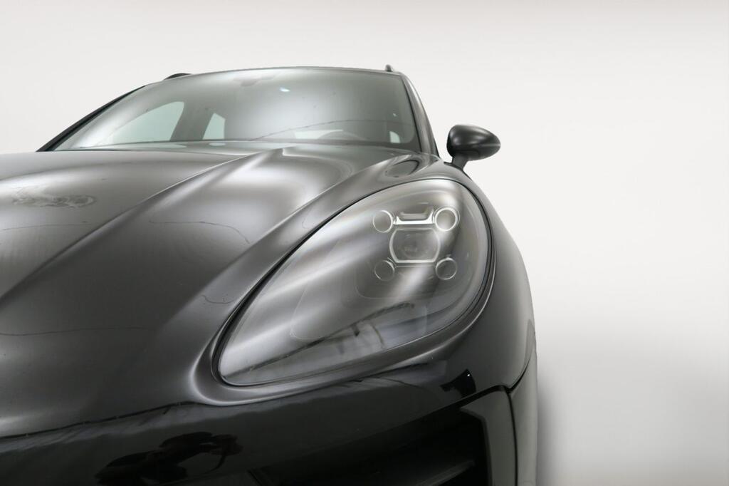 Porsche Macan 2.0T 245 CV 5P 23