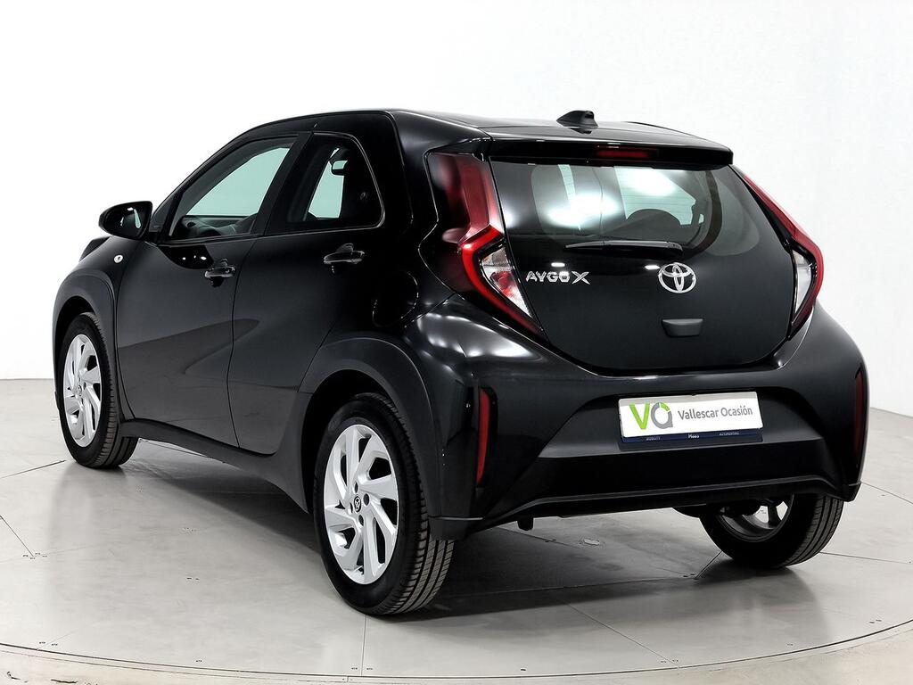 Toyota Aygo CROSS PLAY 1.0 VVT-I 72 CV 5P 4