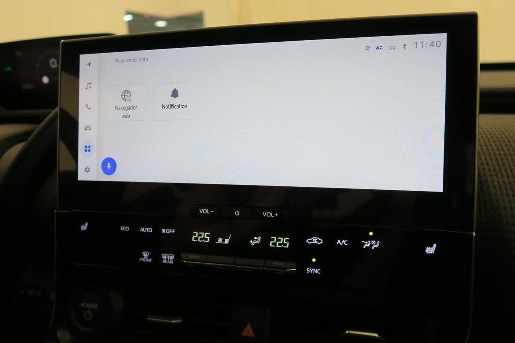 Toyota bZ4X 220E 4x4 5P Style Plus 9