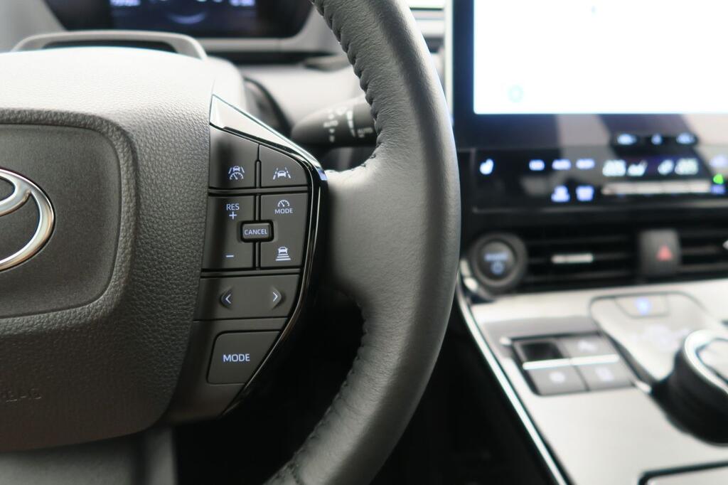 Toyota bZ4X 220E 4x4 5P Style Plus 14