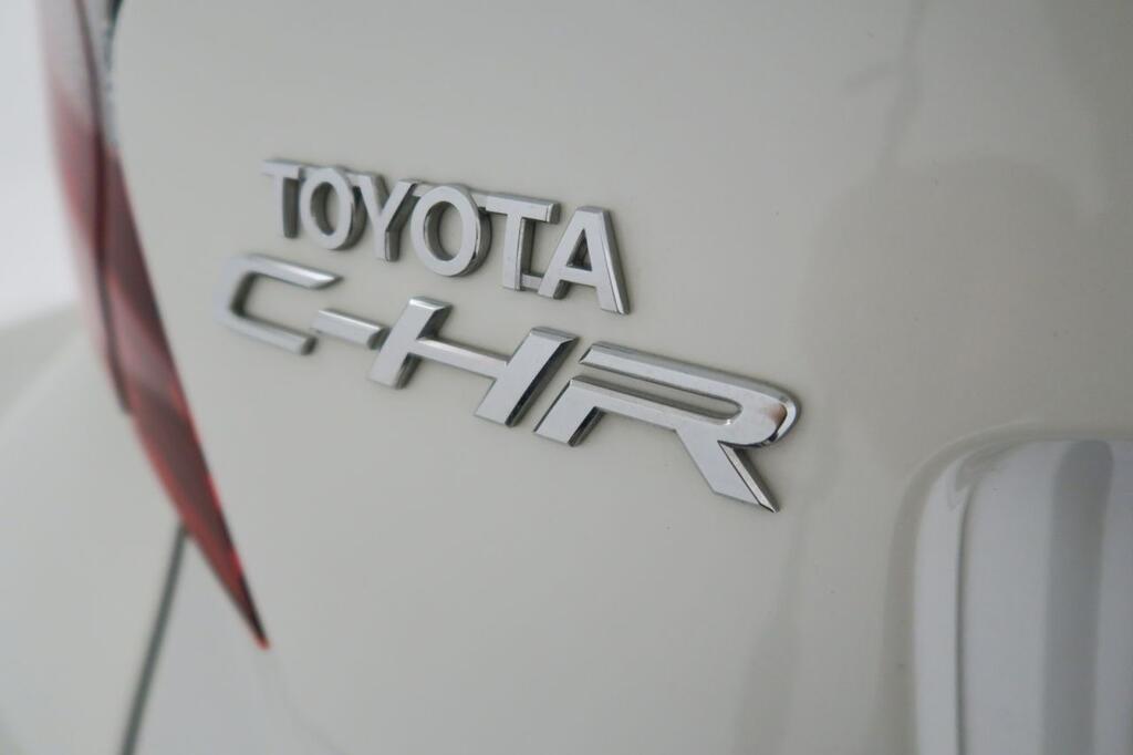 Toyota C-HR Berlina 2.0 VVT I-HYBRID ADVANCE AUTO 184 5P 18