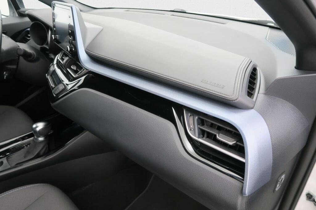 Toyota C-HR Berlina 2.0 VVT I-HYBRID ADVANCE AUTO 184 5P 15