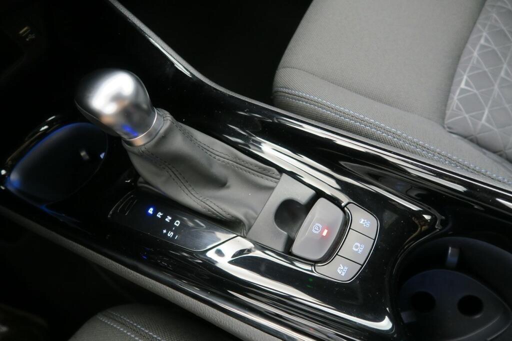 Toyota C-HR Berlina 2.0 VVT I-HYBRID ADVANCE AUTO 184 5P 11