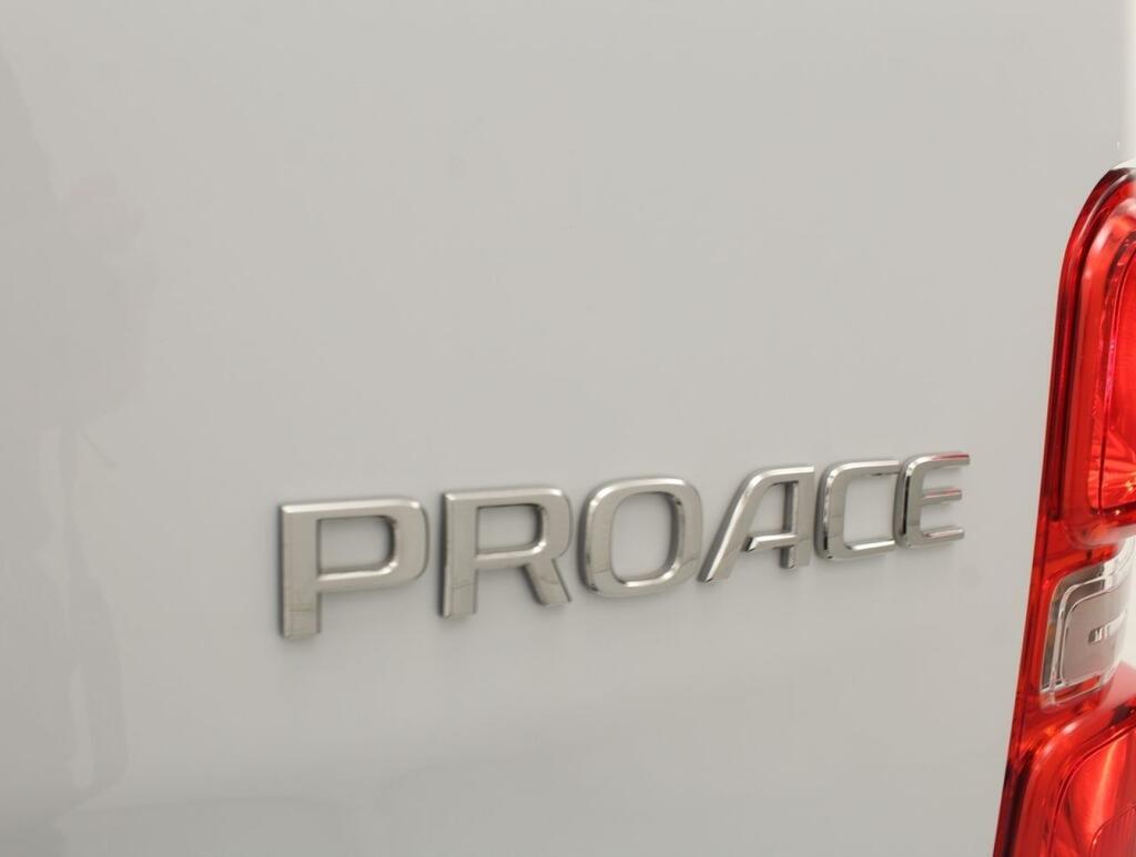 Toyota Proace Furgoneta BEV 50KWH MWB GX PLUS 136 4P 20