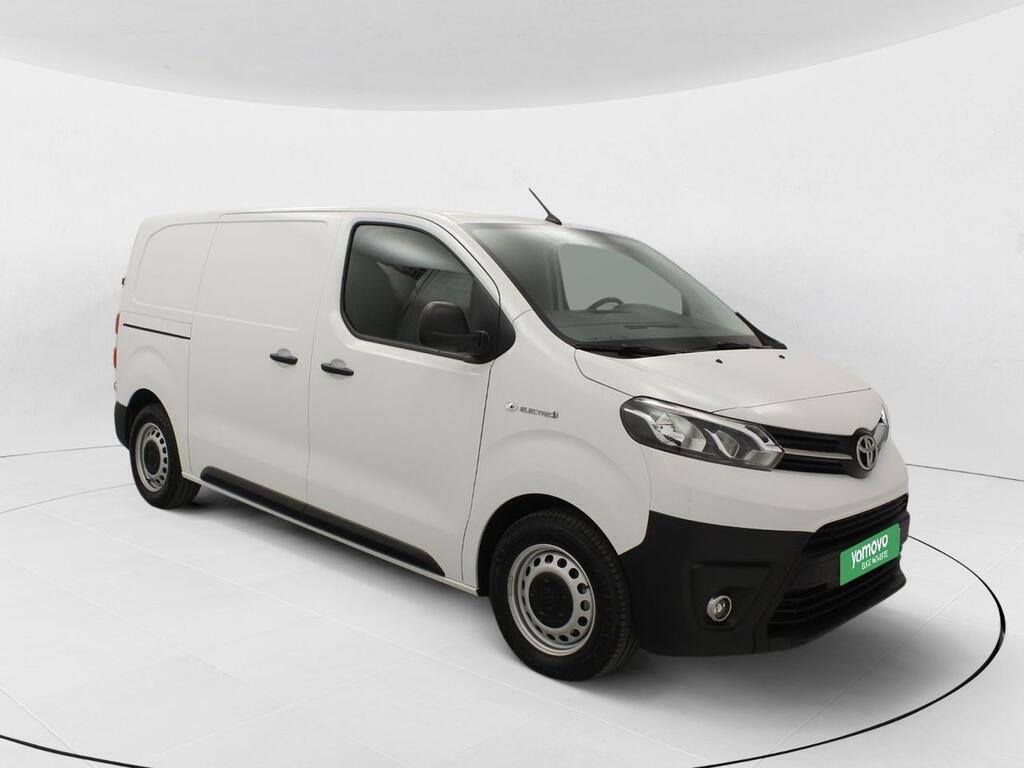 Toyota Proace Furgoneta BEV 50KWH MWB GX PLUS 136 4P 7