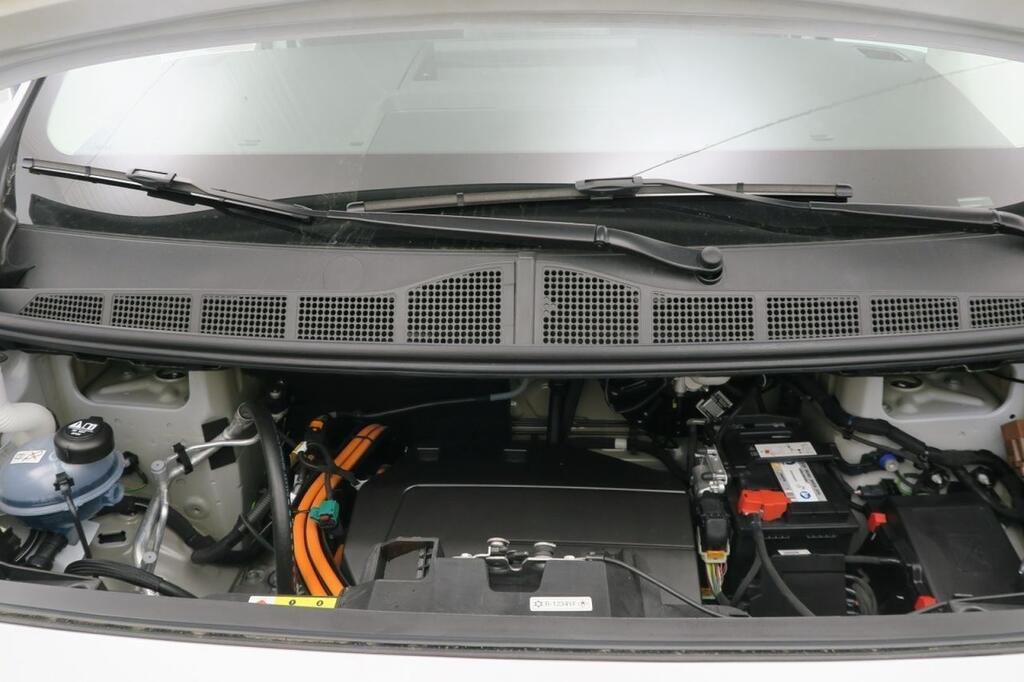 Toyota Proace Verso Combi BEV 50KWH L1 GX 6STR 136 4P 17
