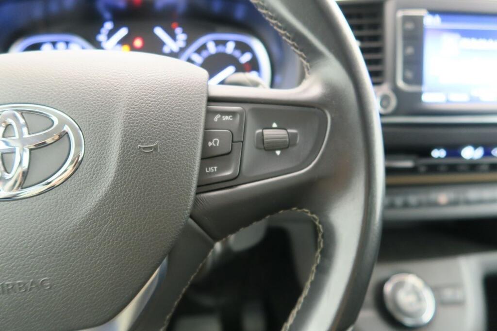 Toyota Proace Verso VX PLUS 2.0D 177 CV AUTO 5P 8 PLAZAS 9