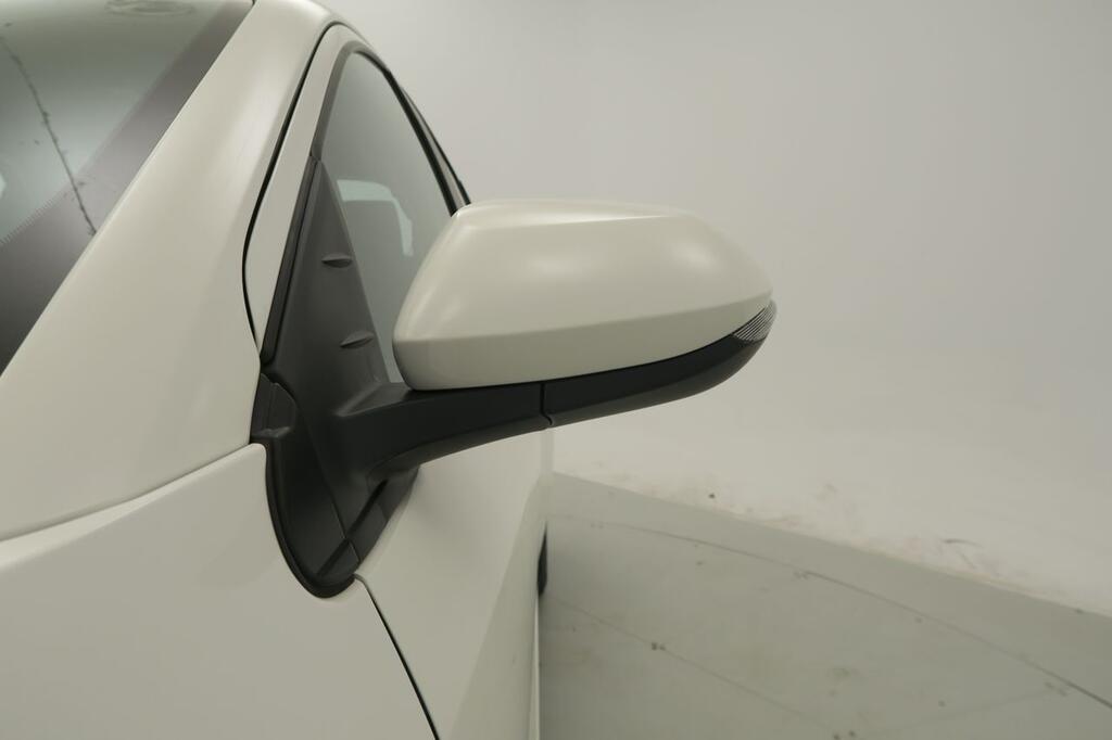 Toyota Yaris ACTIVE TECH 1.5 VVT-I HEV 116 CV 5P 23