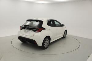 Toyota Yaris ACTIVE TECH 1.5 VVT-I HEV 116 CV 5P