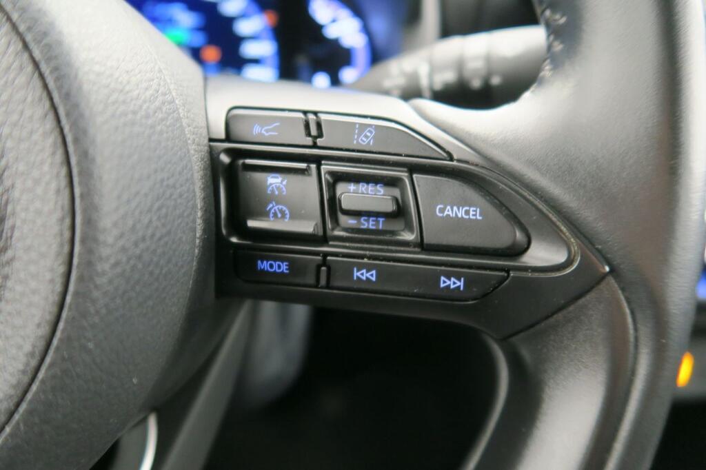 Toyota Yaris Cross ACTIVE TECH PACK CONFOR 1.5 VVT-I HYBRID 116 CV 5P 12