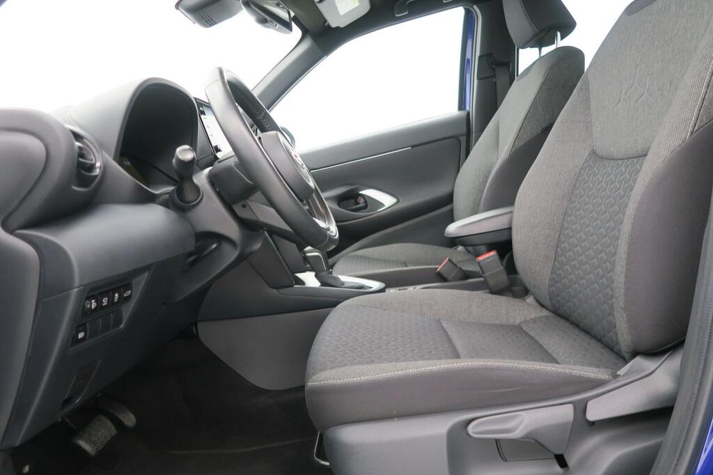 Toyota Yaris Cross ACTIVE TECH PACK CONFOR 1.5 VVT-I HYBRID 116 CV 5P 16