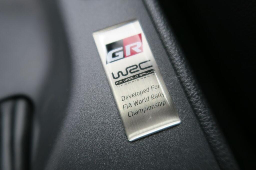 Toyota Yaris GR CIRCUIT PACK WRC TRIPLE EDITION 1.6T 261 CV 3P 17