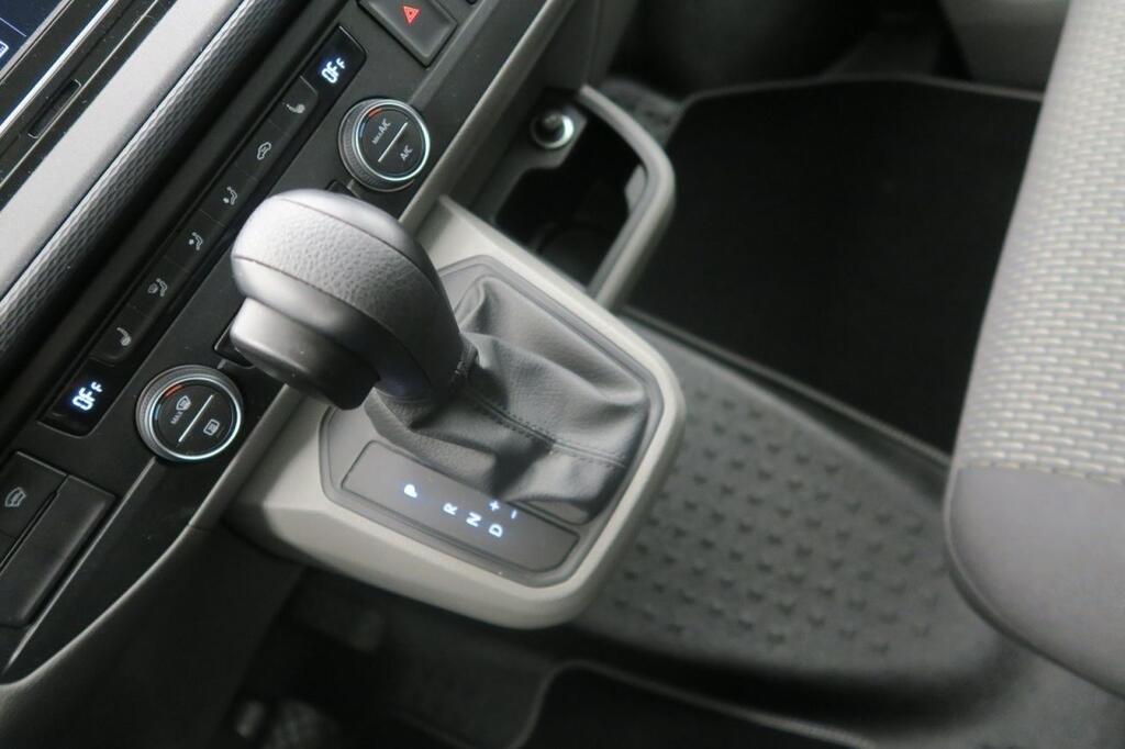 Volkswagen Caravelle T6.1 TRENDLINE ORIGIN 2.0 TDI 150 CV DSG BMT LWB 4P 9 PLAZAS 11