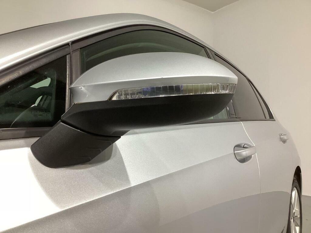 Volkswagen Golf VIII LIFE 2.0 TDI 150 CV DSG 5P 23