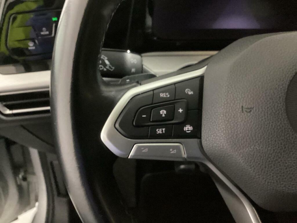 Volkswagen Golf VIII LIFE 2.0 TDI 150 CV DSG 5P 12