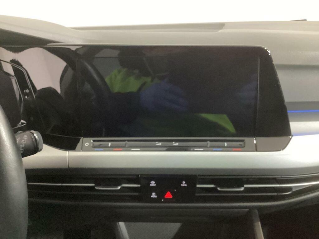 Volkswagen Golf VIII LIFE 2.0 TDI 150 CV DSG 5P 11