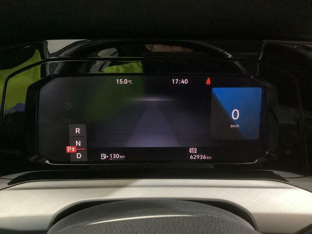 Volkswagen Golf VIII LIFE 2.0 TDI 150 CV DSG 5P 14