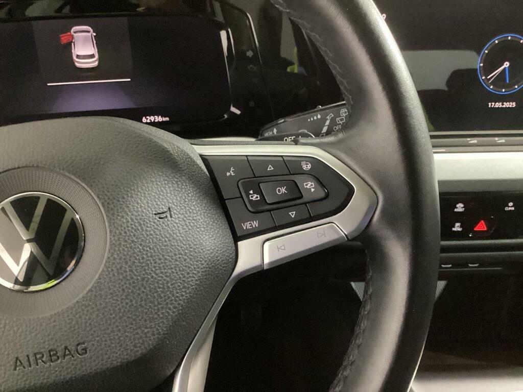 Volkswagen Golf VIII LIFE 2.0 TDI 150 CV DSG 5P 13