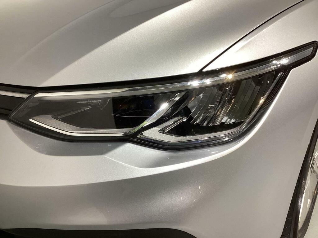 Volkswagen Golf VIII LIFE 2.0 TDI 150 CV DSG 5P 22