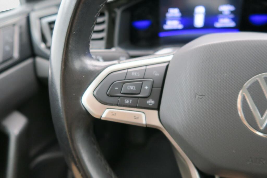 Volkswagen Polo LIFE 1.0 TSI 95 CV 5P 10