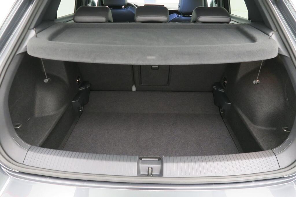 Volkswagen T-Roc R-LINE 1.5 TSI 150 CV DSG 5P 18