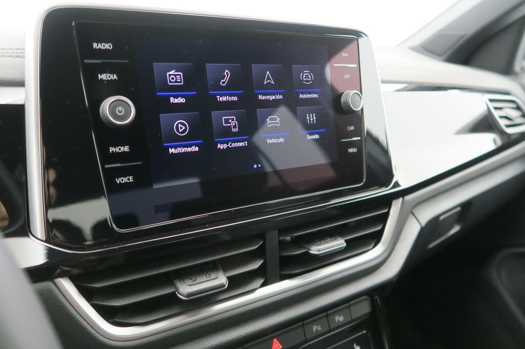 Volkswagen T-Roc R-LINE 1.5 TSI 150 CV DSG 5P 7