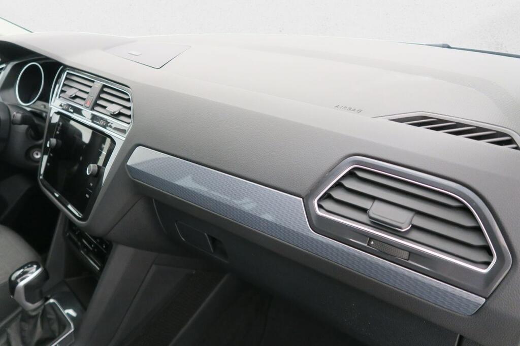 Volkswagen Tiguan LIFE 1.5 TSI 150 CV DSG 5P 15