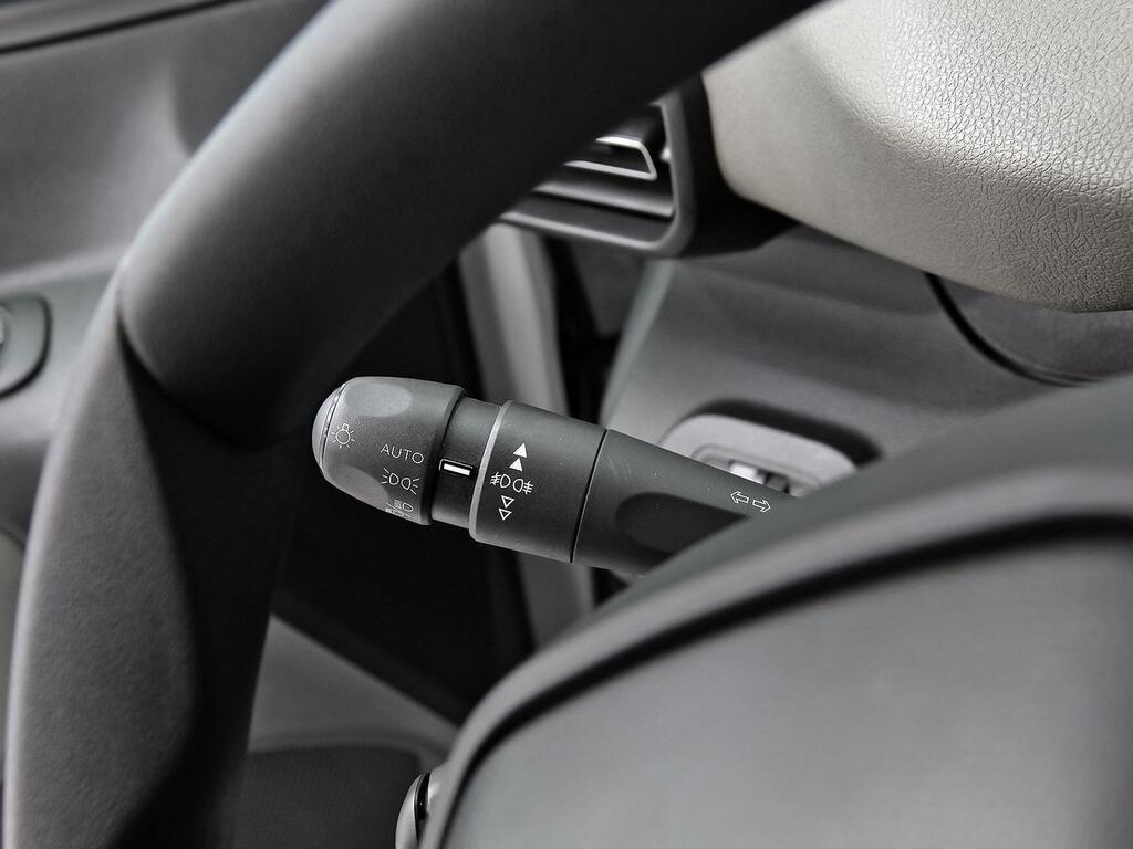 Peugeot Rifter Active Standard BlueHDi 73kW 13