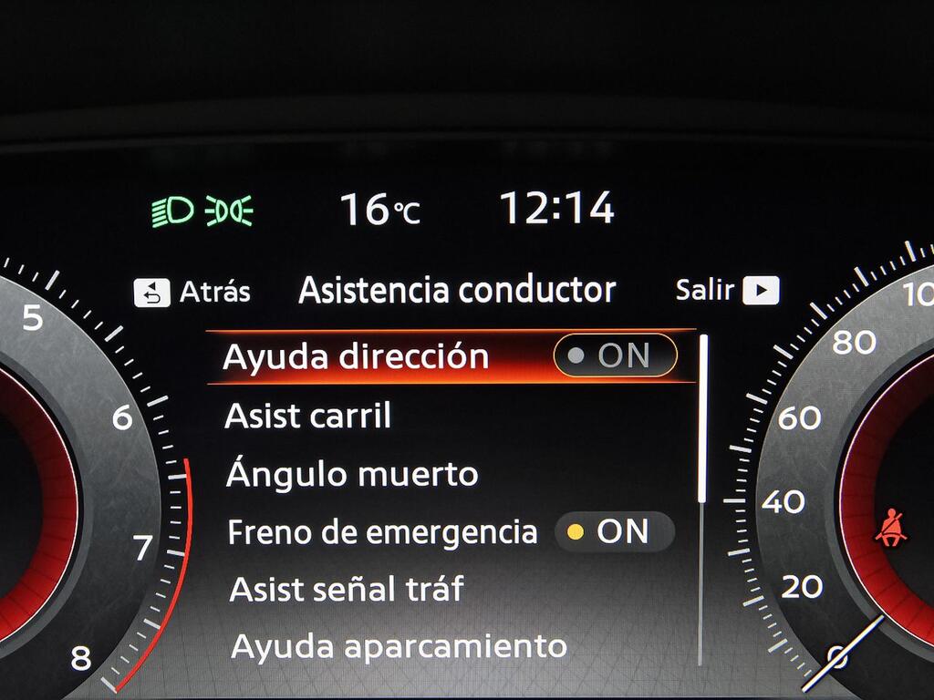 Nissan Juke DIG-T 84 kW (114 CV) 6M/T Tekna 28