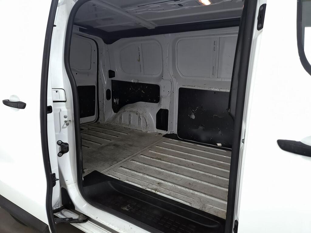 Peugeot Expert 1.5 BLUEHDI 100 S&S STANDARD PRO 4P 8