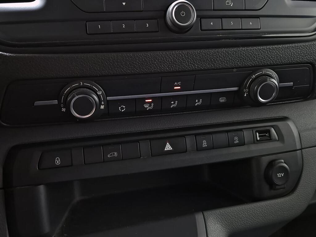 Peugeot Expert 1.5 BLUEHDI 100 S&S STANDARD PRO 4P 21