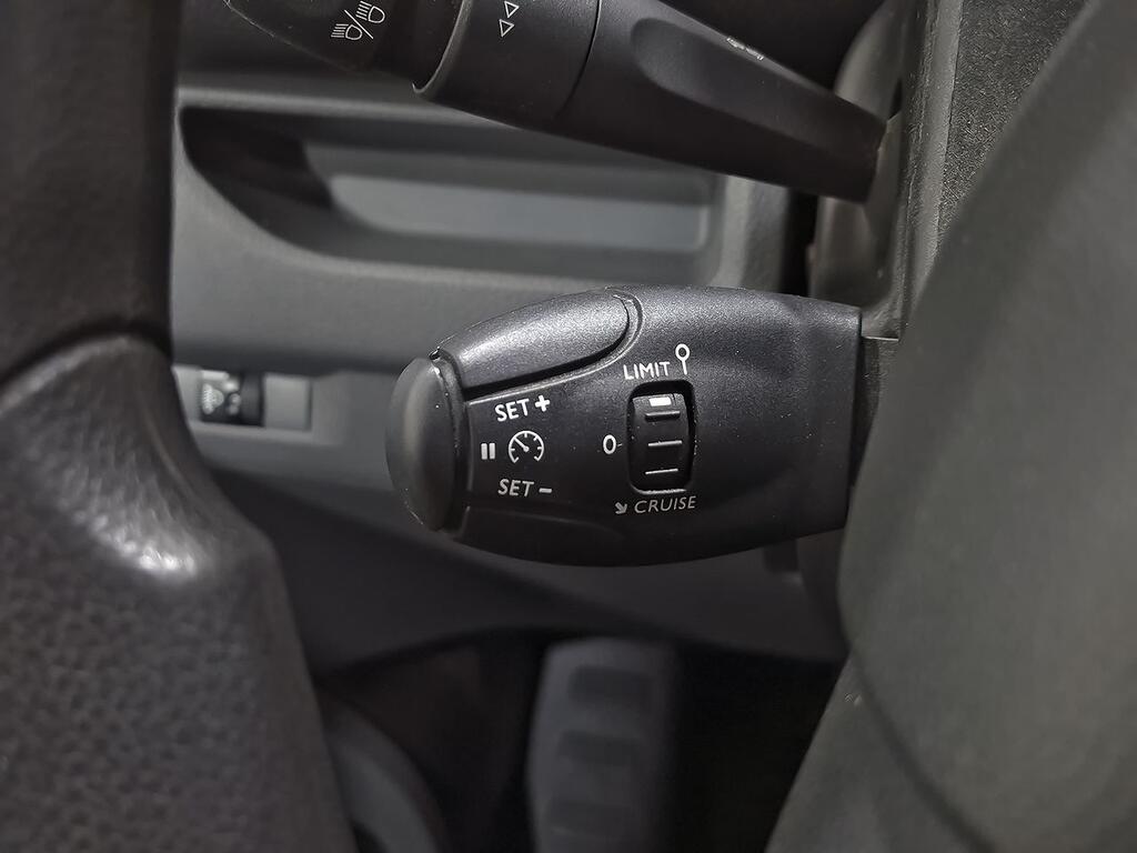 Peugeot Expert 1.5 BLUEHDI 100 S&S STANDARD PRO 4P 16